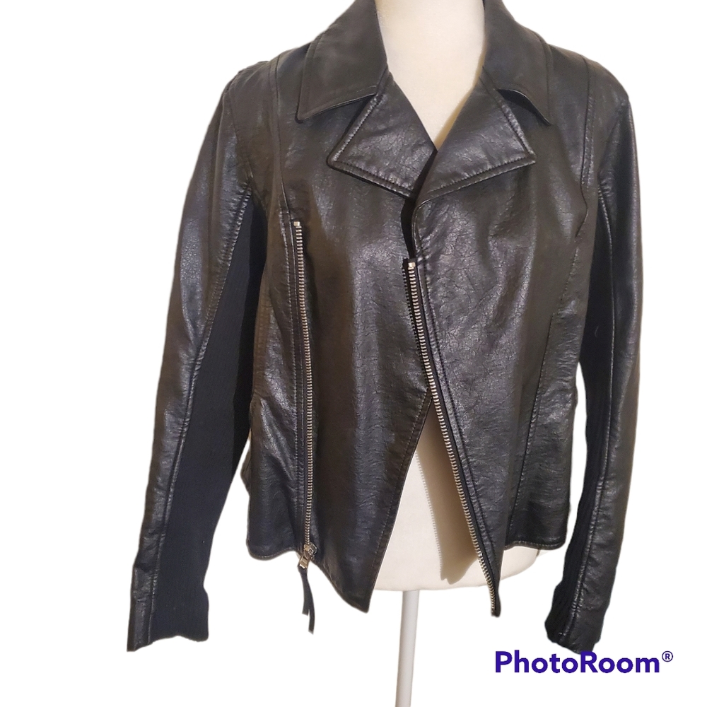 Simply Vera Black Faux leather jacket M